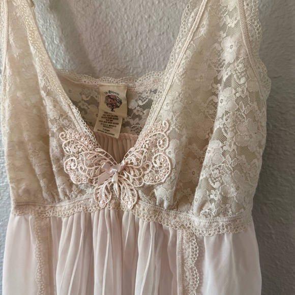 Vintage In Bloom Light Pink Cream Butterfly Lace Nightgown Women's Size Large - Picture 2 of 6